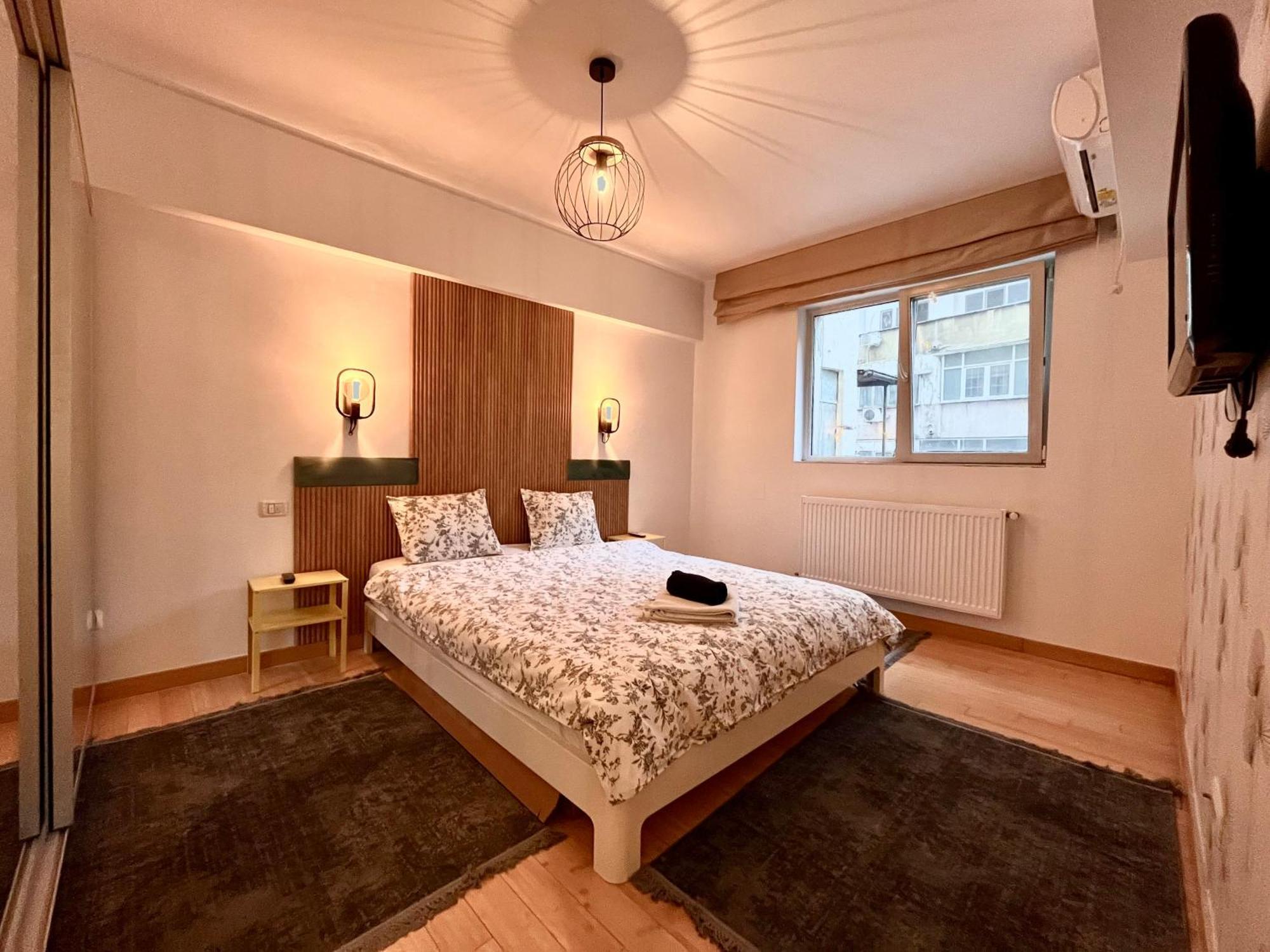 Cozy Apartment With Balcony 부쿠레슈티 외부 사진